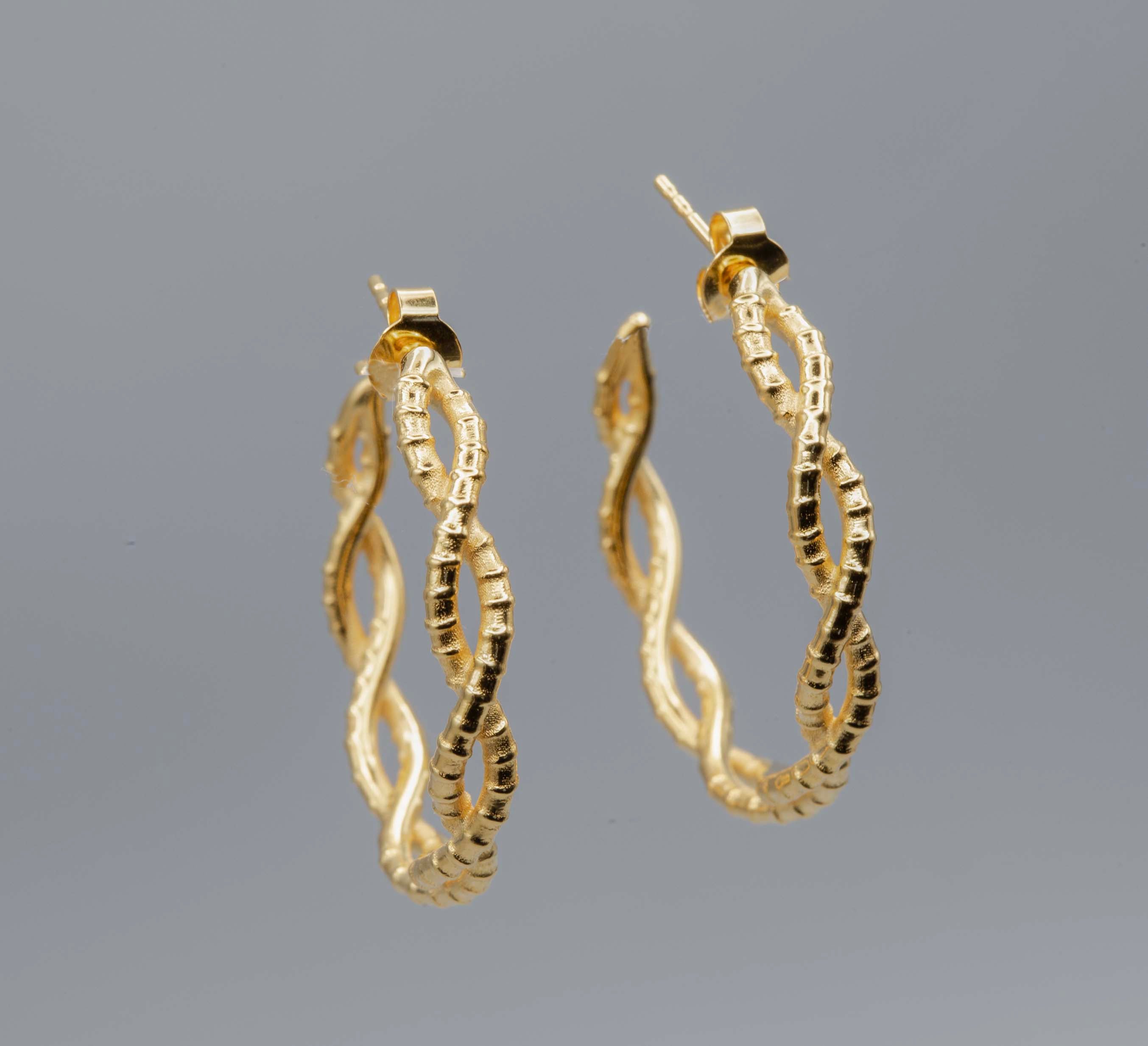 18K Yellow Gold Large Sable Hoops