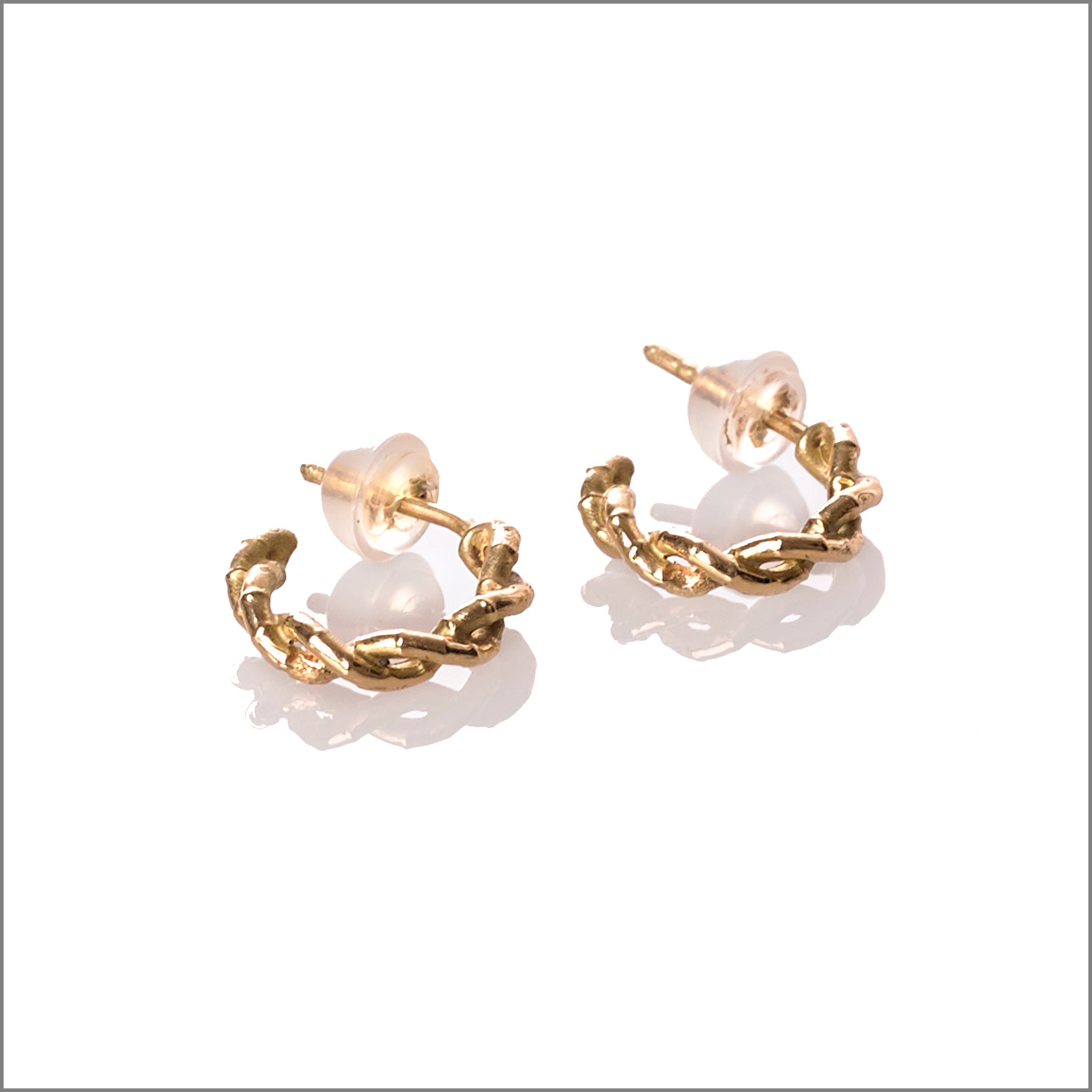 Mini Sable Hoops in 18K Yellow Gold